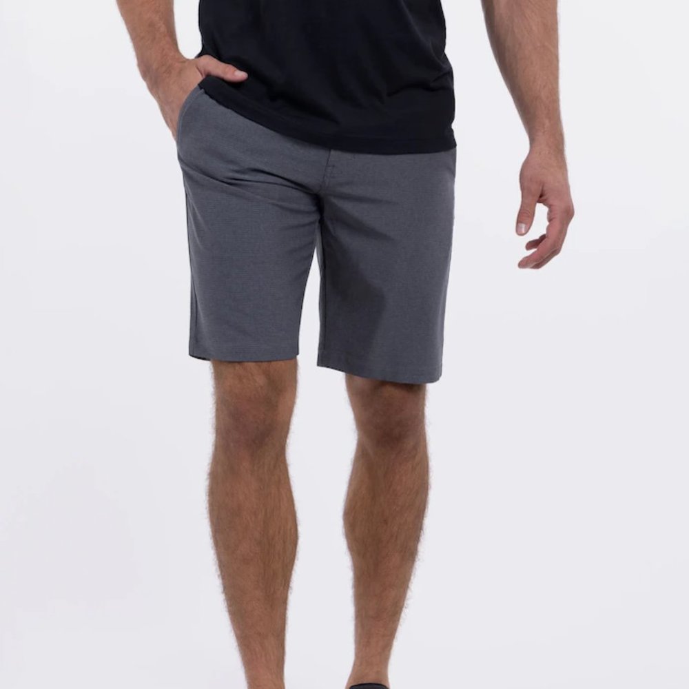 LIKE NEW: Travis Mathew Men's Gray Golf Short [Size 32]